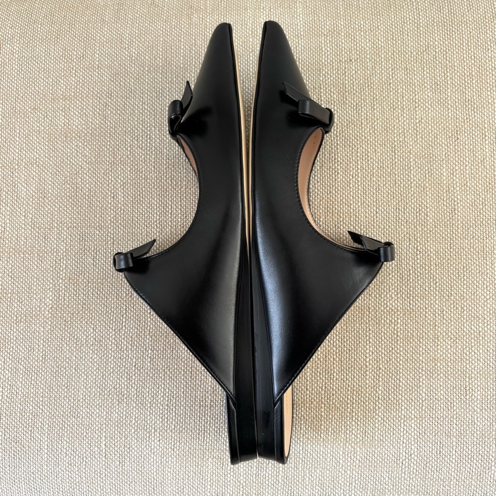 Stuart Weitzman Reese Flat Slide NIB Black Leather Mary-Jane Bows Pointy Toes 8 - Picture 9 of 15